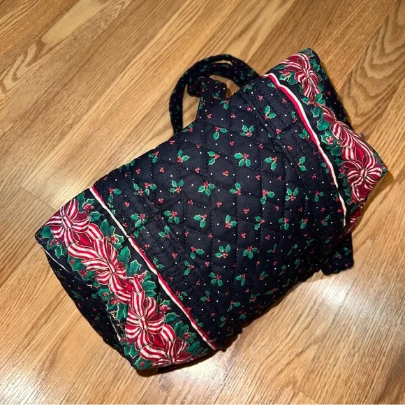 Vintage Vera Bradley Indiana Holly and Ribbons Shoulder Bag - Picture 5 of 9